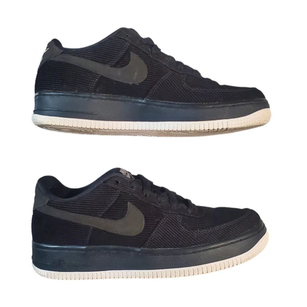 Nike Air Force 1LV8 Shoes Size 5Y Black Lace Up Corduroy Sneakers